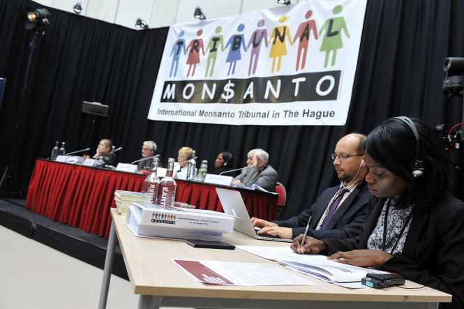 Monsanto: hủy diệt môi trường, đồng phạm chiến tranh...